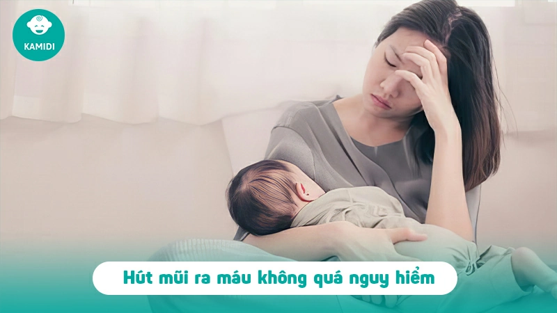 Hút mũi ra máu có nguy hiểm không? Ba mẹ cần xử lý thế nào? 3 hut-mui-ra-mau-2