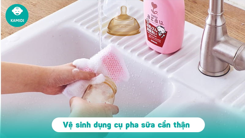Top 5 lưu ý khi pha sữa công thức cho bé 3 pha-sua-cong-thuc-2