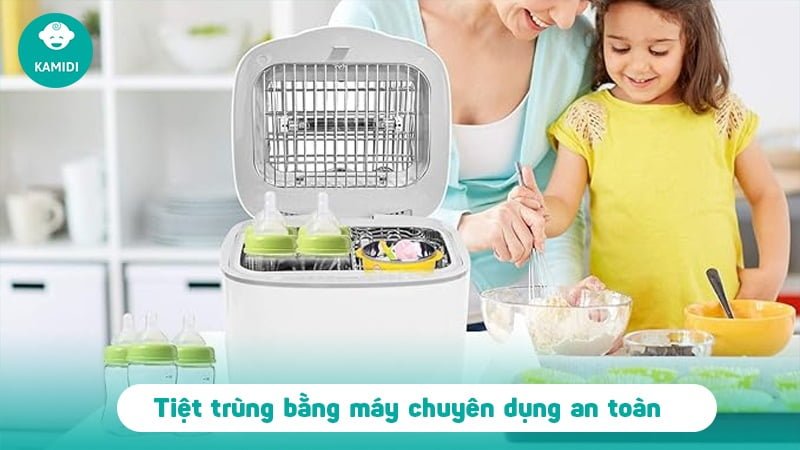 Tiệt trùng bình sữa bằng nước sôi: Nên hay không nên? 4 tiet-trung-binh-sua-bang-nuoc-soi-3