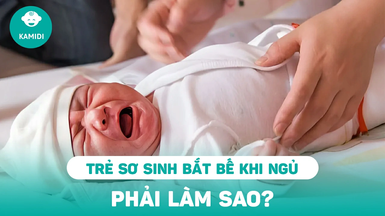 tre-so-sinh-bat-be-khi-ngu