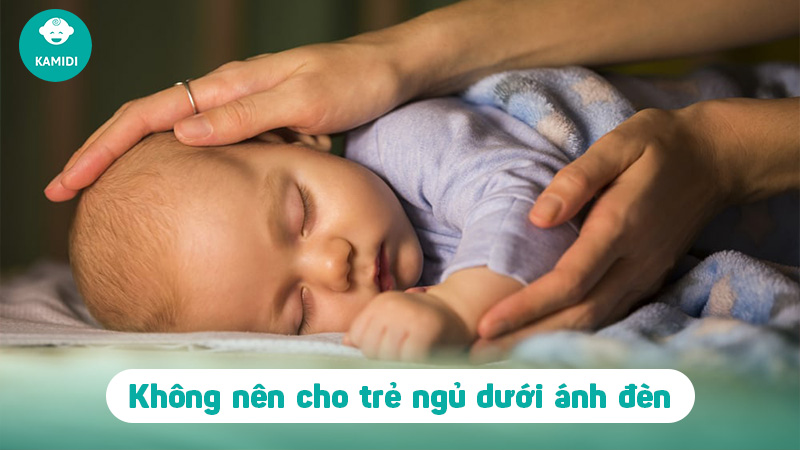 Tác hại khi cho trẻ ngủ dưới ánh đèn 2 tac-hai-khi-cho-tre-ngu-duoi-anh-den-1