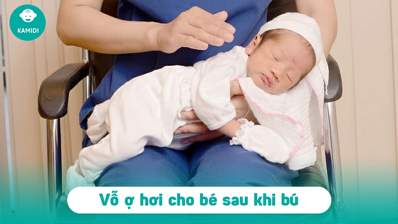 Trẻ sơ sinh bị ọc sữa phải làm sao? Cách xử lý hiệu quả 3 tre-so-sinh-bi-oc-sua-2