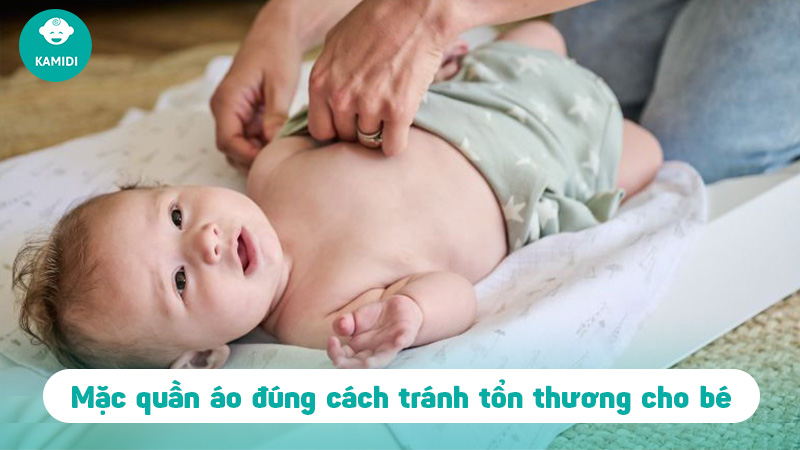 mac-quan-ao-cho-tre-so-sinh-1