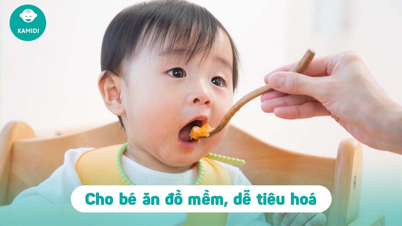 Làm thế nào khi trẻ bị đau bụng quanh rốn? 3 lam-the-nao-khi-tre-bi-dau-bung-quanh-ron-2