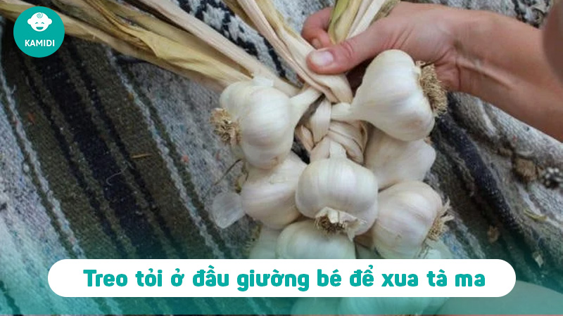 Mẹo dân gian trị giật mình cho trẻ sơ sinh hiệu quả dễ làm 3 meo-dan-gian-tri-giat-minh-cho-tre-so-sinh-2