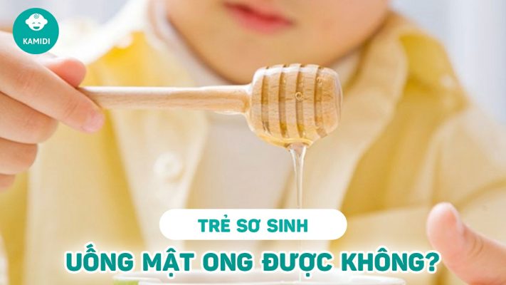 tre-so-sinh-uong-mat-ong-duoc-khong