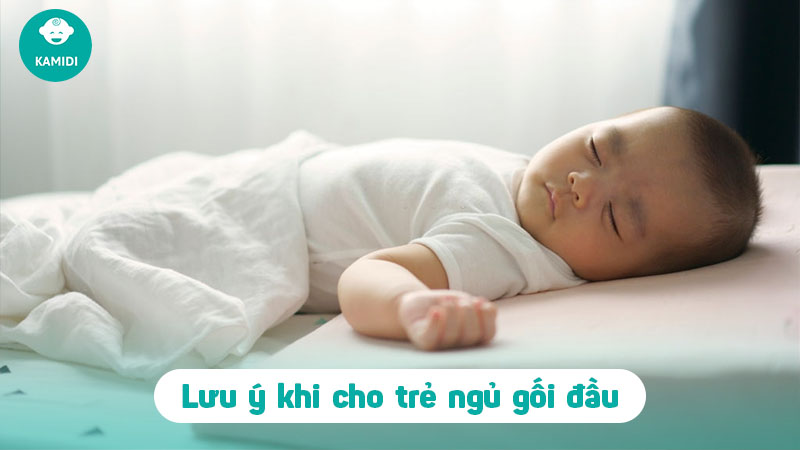 Trẻ sơ sinh nằm gối lõm có được không? Cách nằm gối lõm an toàn 4 tre-so-sinh-nam-goi-lom-co-duoc-khong-3