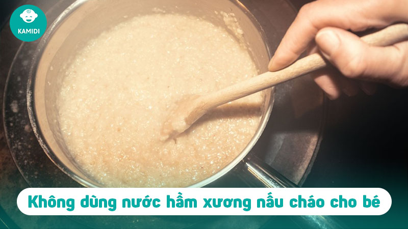 Bé 8 tháng ăn bao nhiêu ml cháo là đủ? Chế độ ăn uống khoa học cho bé 4 be-8-thang-an-bao-nhieu-ml-chao-3