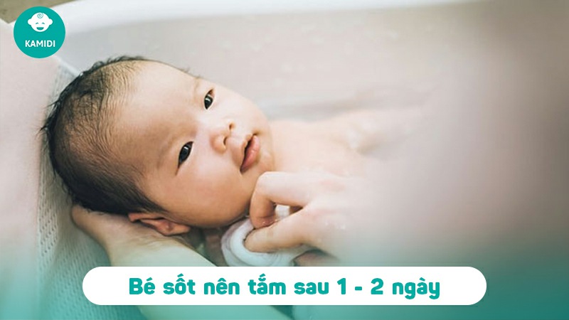 Trẻ tiêm Vaccine sau bao lâu thì được tắm? 4 tre-tiem-vaccine-sau-bao-lau-thi-duoc-tam-3