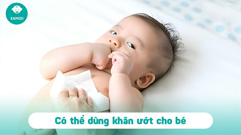 Có nên dùng khăn ướt cho trẻ sơ sinh không? Nên lưu ý điều gì? 2 co-nen-dung-khan-uot-cho-tre-so-sinh-1