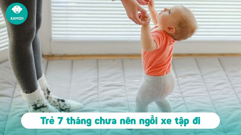 Trẻ 7 tháng ngồi xe tập đi được không? Khi nào trẻ có thể sử dụng xe tập đi 2 tre-7-thang-ngoi-xe-tap-di-duoc-khong-1