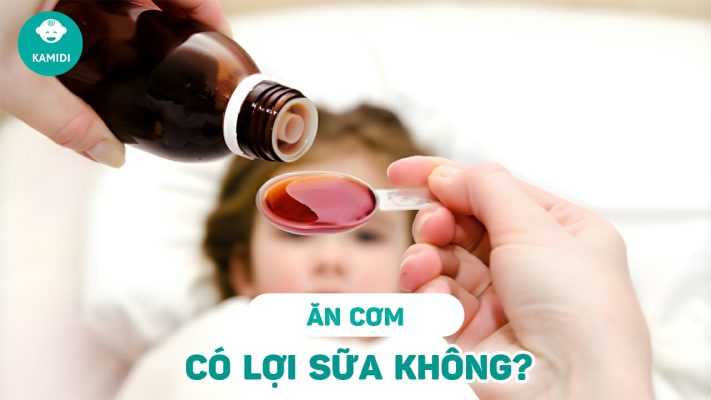 phu-nu-sau-sinh-an-com-co-nhieu-sua-khong