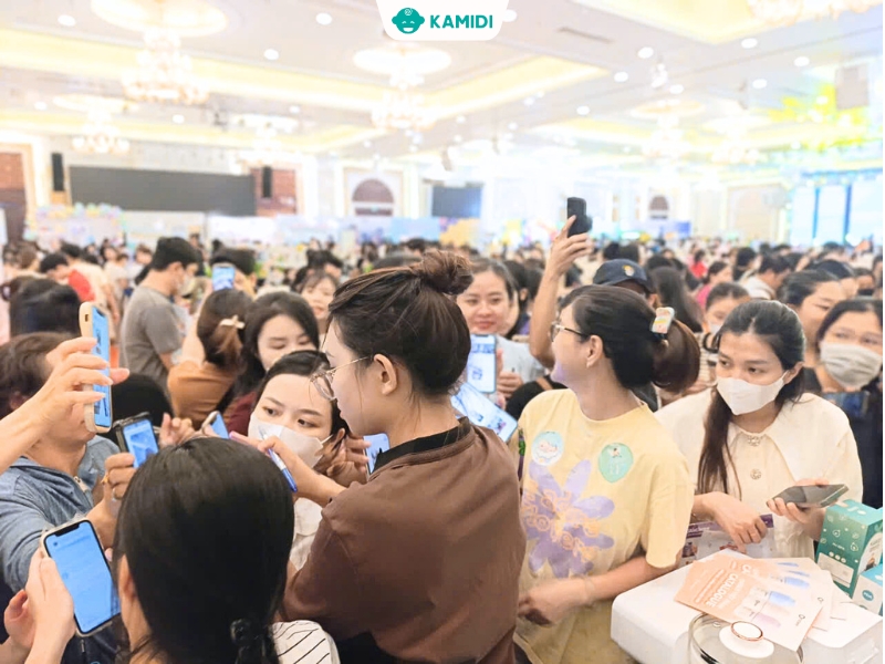 Kamidi đồng hành cùng Festival “Bầu Hạnh Phúc – Con Yêu Lớn Khỏe” 2025 của Chip Chip Luxury Center 5 kamidi-cung-festival-bau-hanh-phuc-con-yeu-lon-khoe