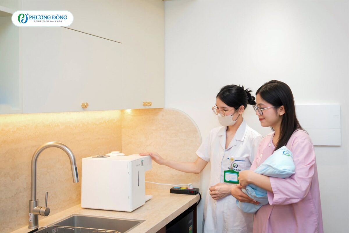Kamidi Lux 2 được bố trí ngay trong phòng VIP, giúp mẹ thuận tiện hơn khi chuẩn bị những nhu cầu thiết yếu cho bé.
