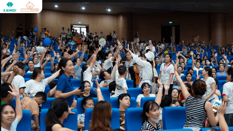 Kamidi x Khangbaby: Nhìn lại những khoảnh khắc đáng nhớ tại Festival Mẹ Bầu & Em Bé 2026 5 khangbaby festival me bau em be4